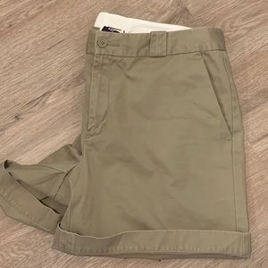 •4/$18• GAP Bermuda Shorts